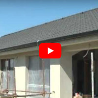 Novostavba domu z pohľadu dverí a okien Novostavba domu z pohľadu dverí a okien