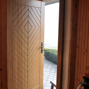 ADLO - Bezpe�nostn� dvere ADUO, profilov� Mas�v, atyp zdvojen� termo exteri�r