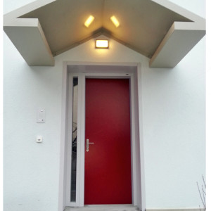 ADLO - Bezpe�nostn� Termo dvere ZENIT, hladk� so svetl�kom, v��ka 230cm, h�bka z�rubne 10+54cm