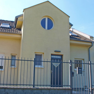 ADLO - Exteri�rov� Termo dvere TEJEN, povrch dver� RAL7016, Presklen� PS451, Nadsvetl�k