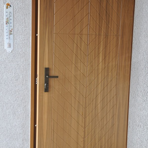 ADLO - Bezpe�nostn� dvere ADUO, profilov� Mas�v, atyp, vchod do rekrea�nej chaty