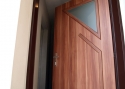 ADLO - Bezpečnostné Termo dvere JUBEO, presklené, trojsklo P452, sklo Matelux, lišty LOG-339