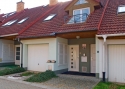 ADLO - Exteriérové Termo dvere Aduo, Presklené PS552, lišty Anticor, rodinný dom v radovej zástavbe