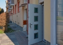 ADLO - Exteriérové Termo dvere ZENEX, pancierové Termo trojsklo P554, bočný vchod do predajne